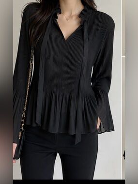 City Chic Black Pleated V-Neck Blouse with Tie Neck